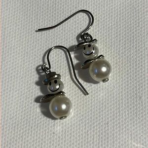 Snowman earring